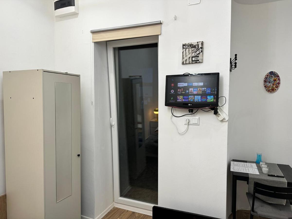 Apartment Silence In Centre